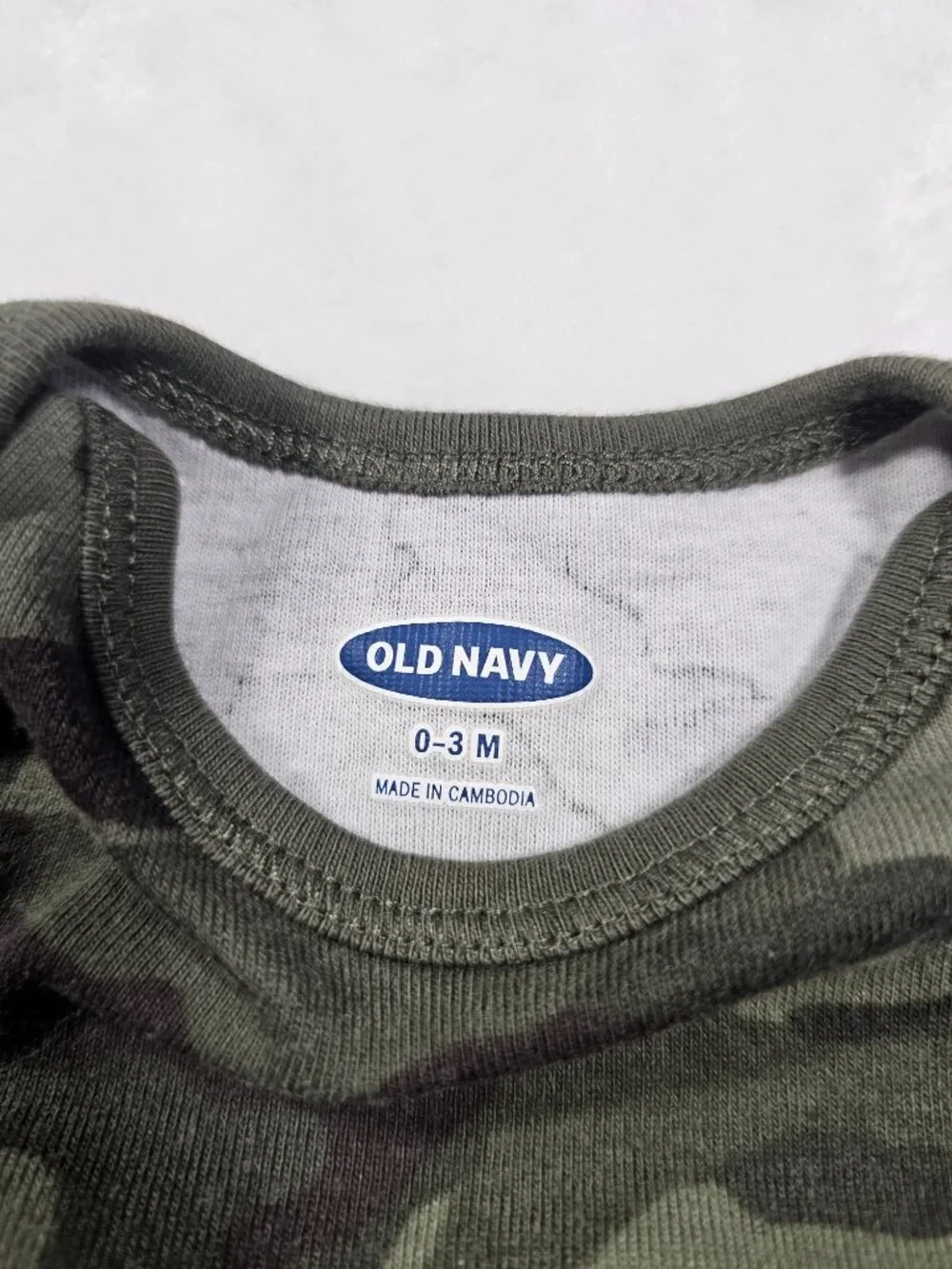 Old Navy Baby Boy Outfit Bundle 0-3M Camo Bodysuits Animal Sleeper